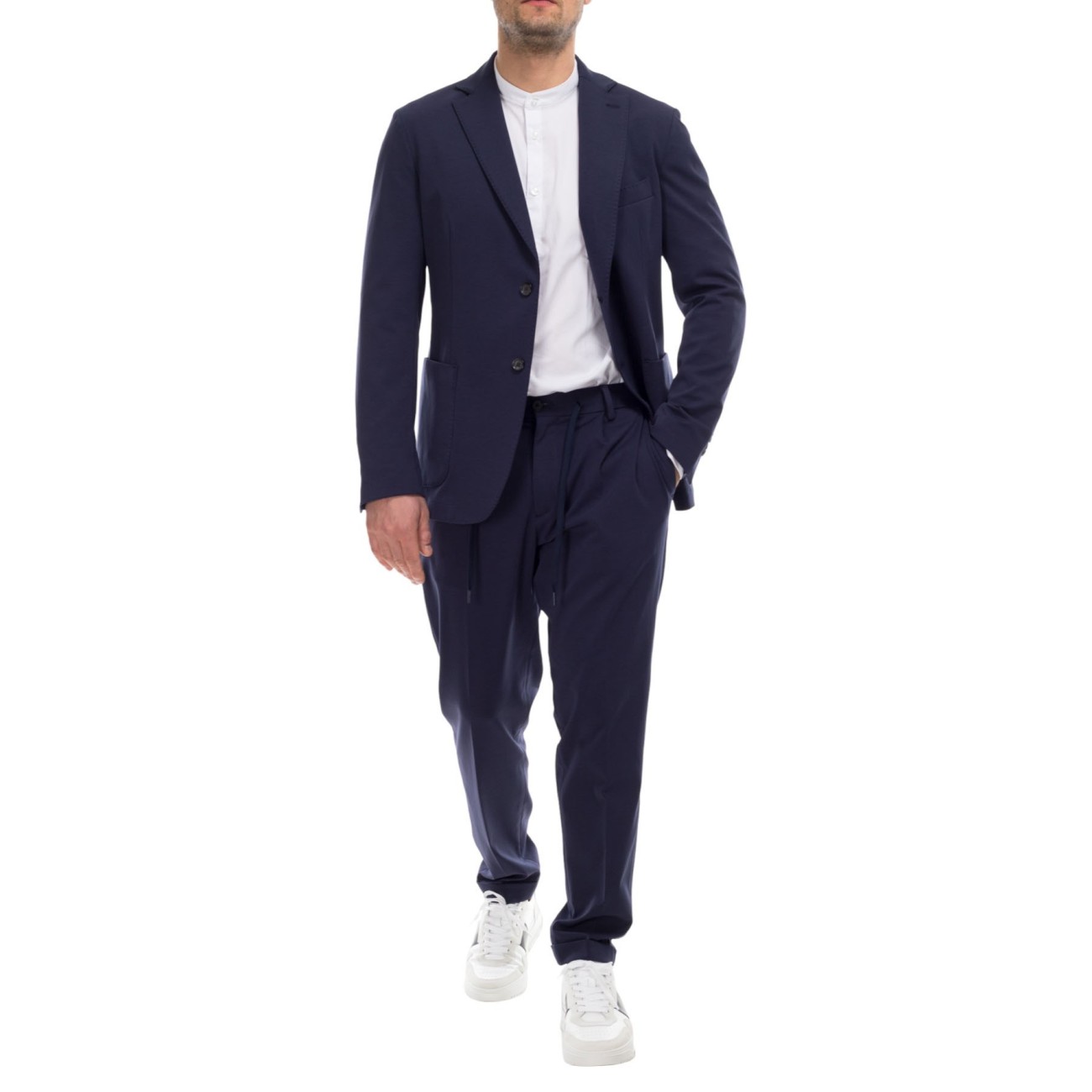 Outfit giacca due bottoni blu