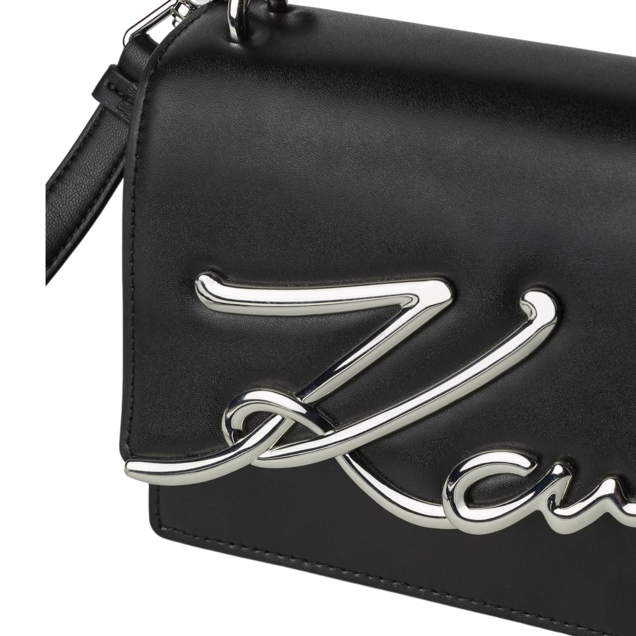 Karl Lagerfeld shoulder bag...