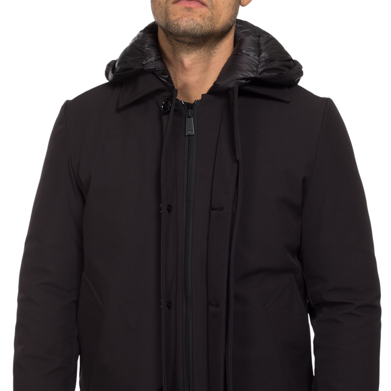 Outfit trench sfoderabile nero