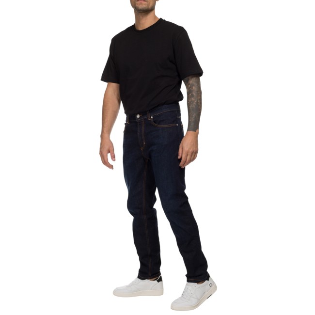 Outfit jeans classici slim