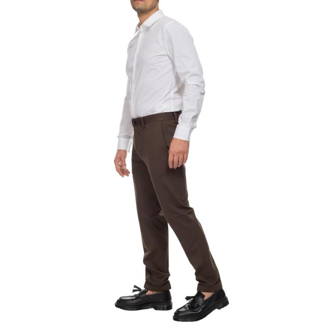 Outfit pantaloni verdi