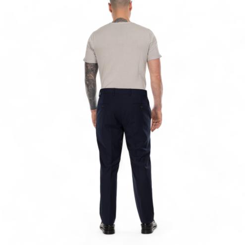Outfit abito doppiopetto blu