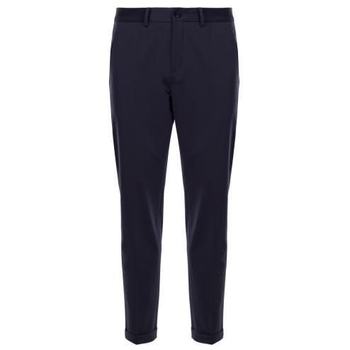 Outfit pantalone blu classico