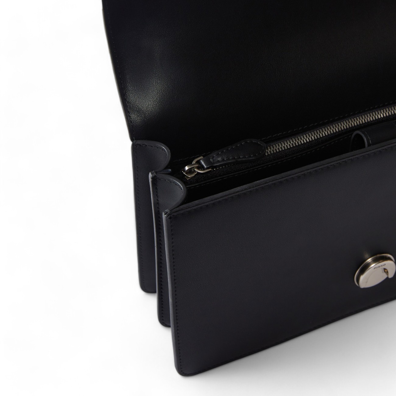 Pinko love one classic bag...