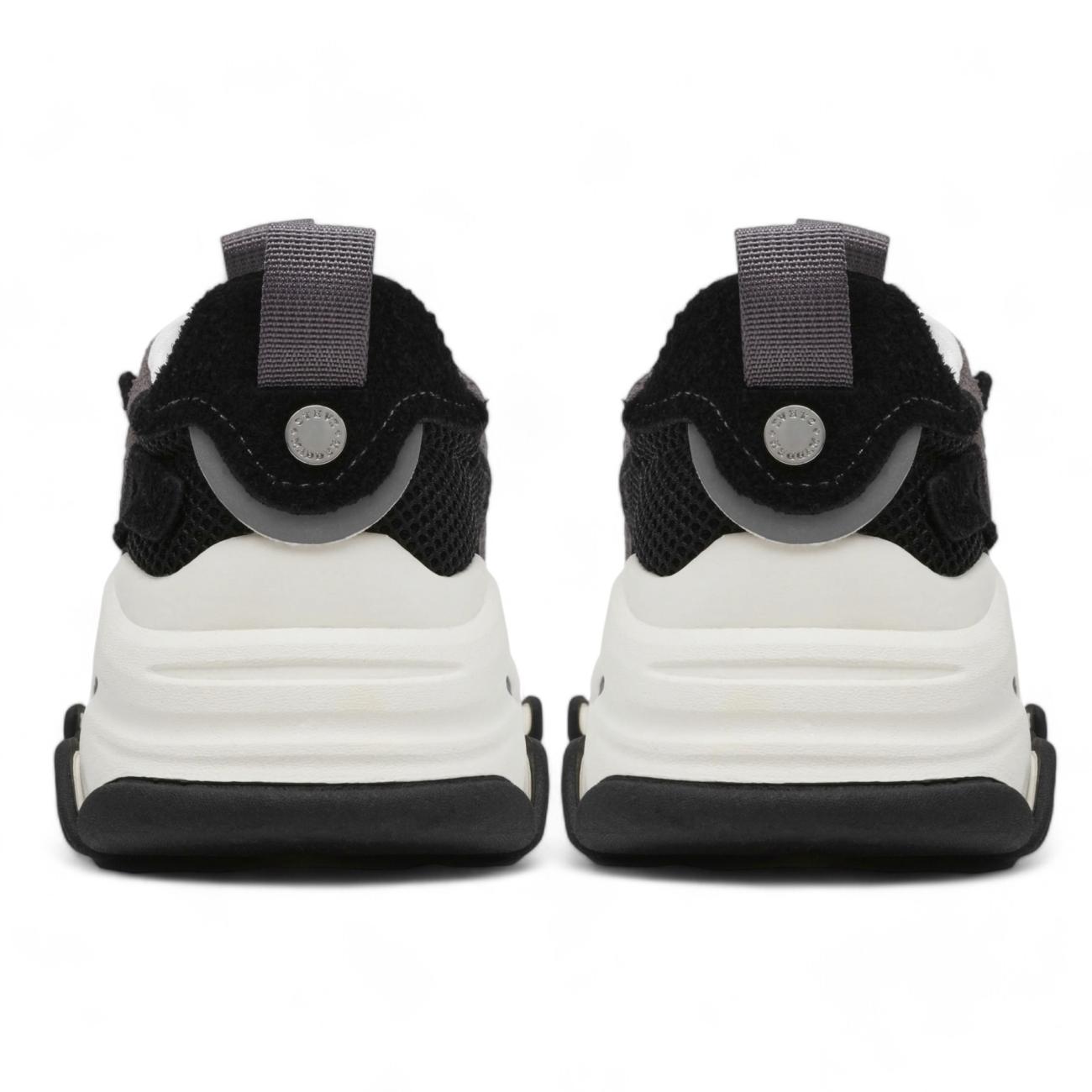Steve Madden sneakers...
