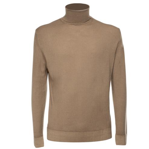 Outfit upper beige collar sweater