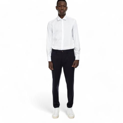 Outfit pantalone blu