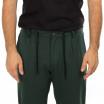 Outfit pantaloni chino verde bottiglia