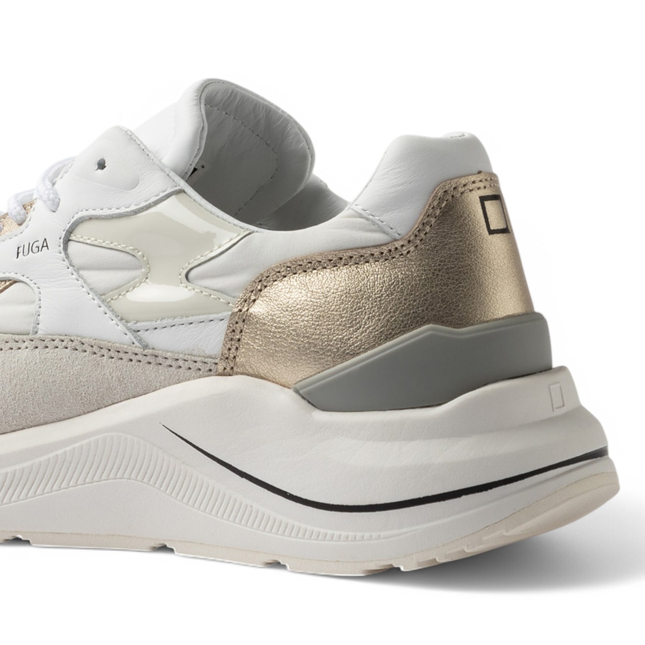 Date running sneakers Fuga laminated platinum