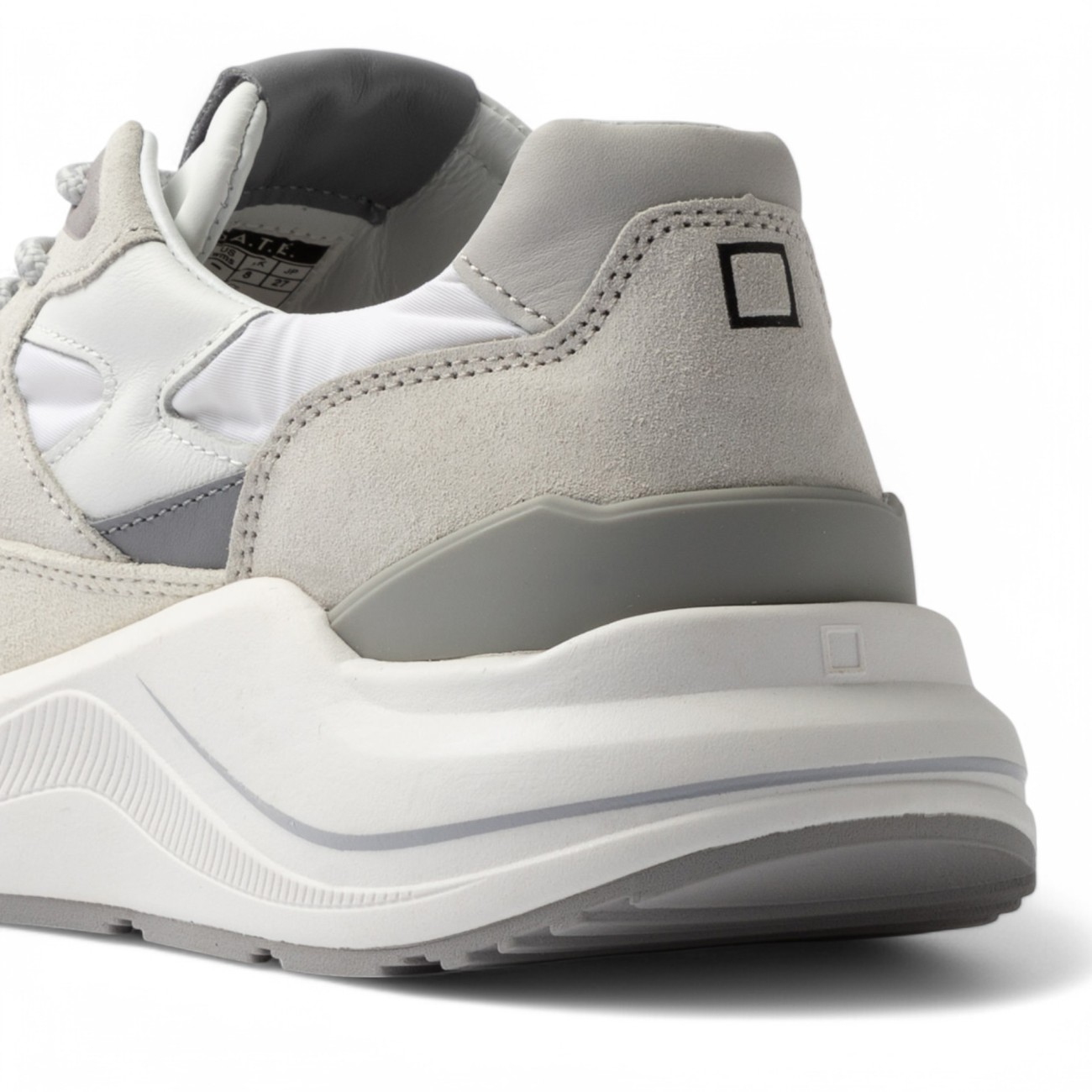 Date sneakers running Fuga...