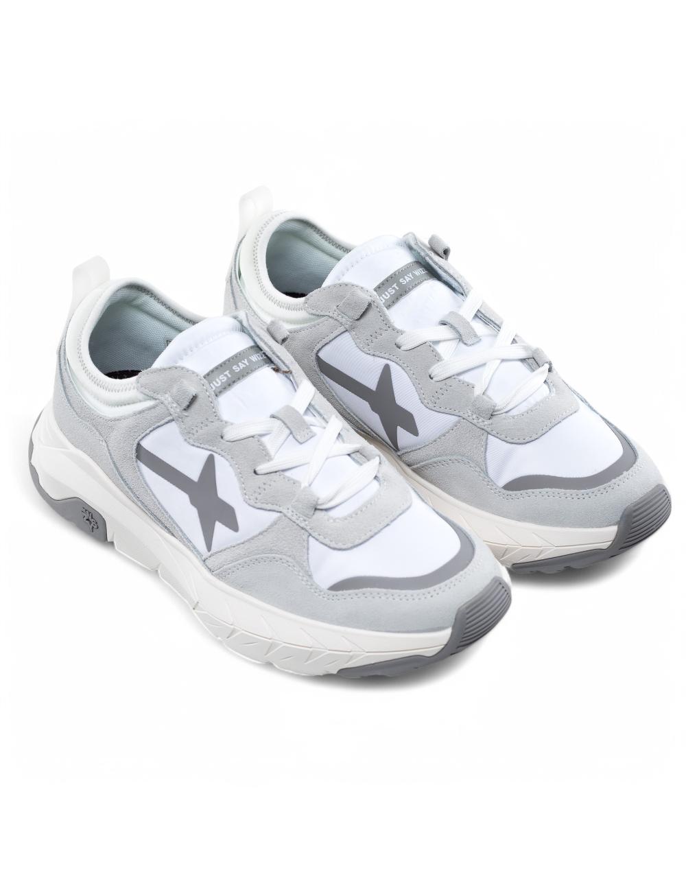 W6YZ Next-M sneakers running white grey