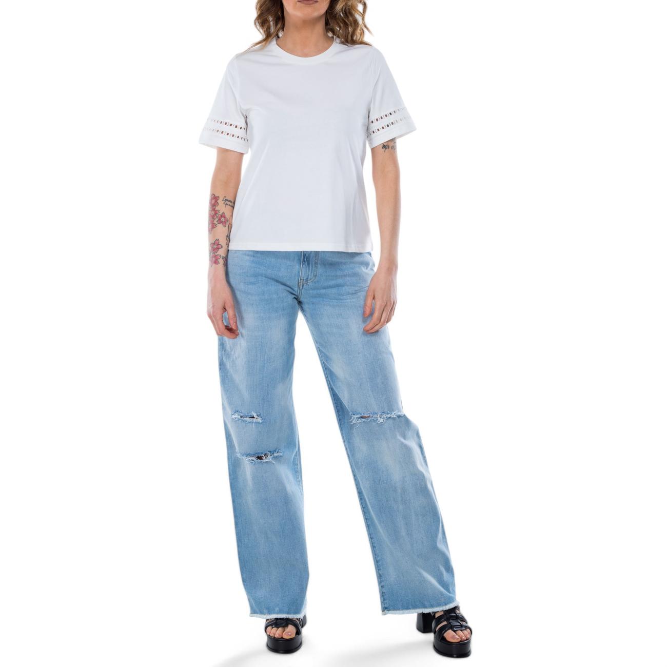 Artlove white t-shirt