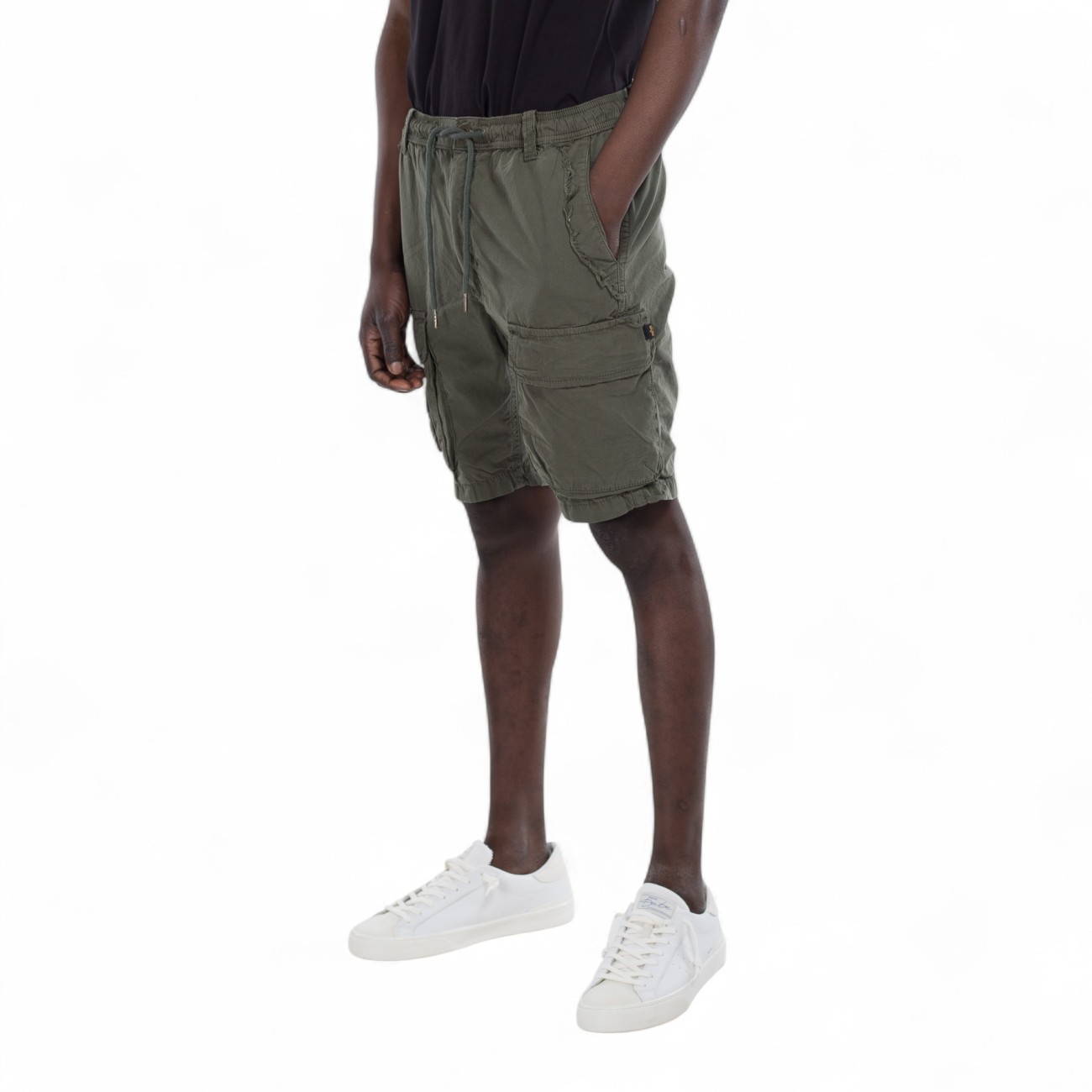Alpha Industries short verde con tasconi