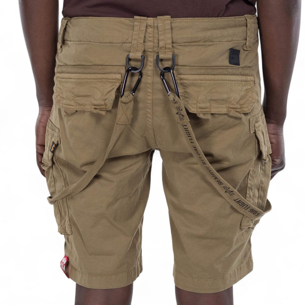 Alpha Industries short verde con tasconi