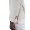 Outfit giacca beige in lino