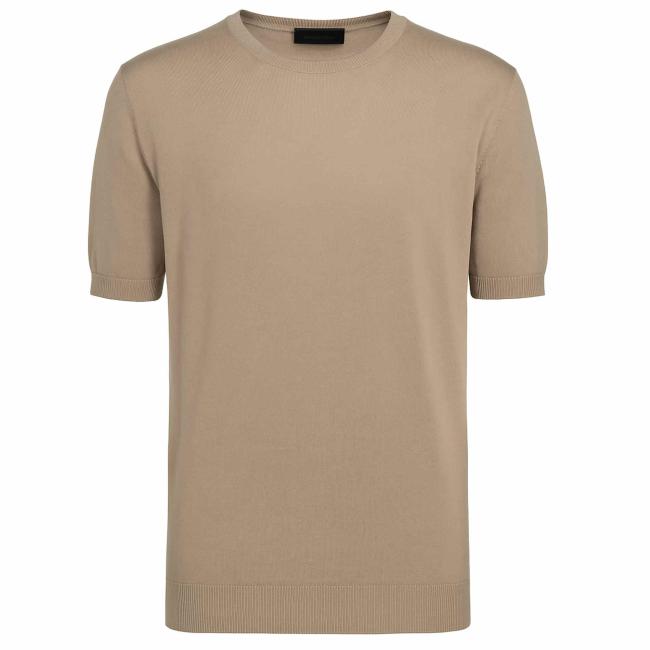 Outfit maglia maniche corte in filo beige