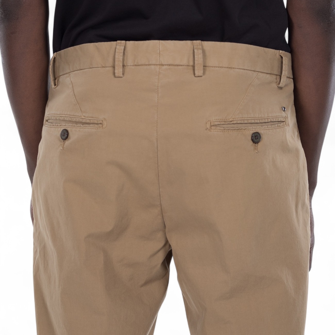 Outfit soft beige pants