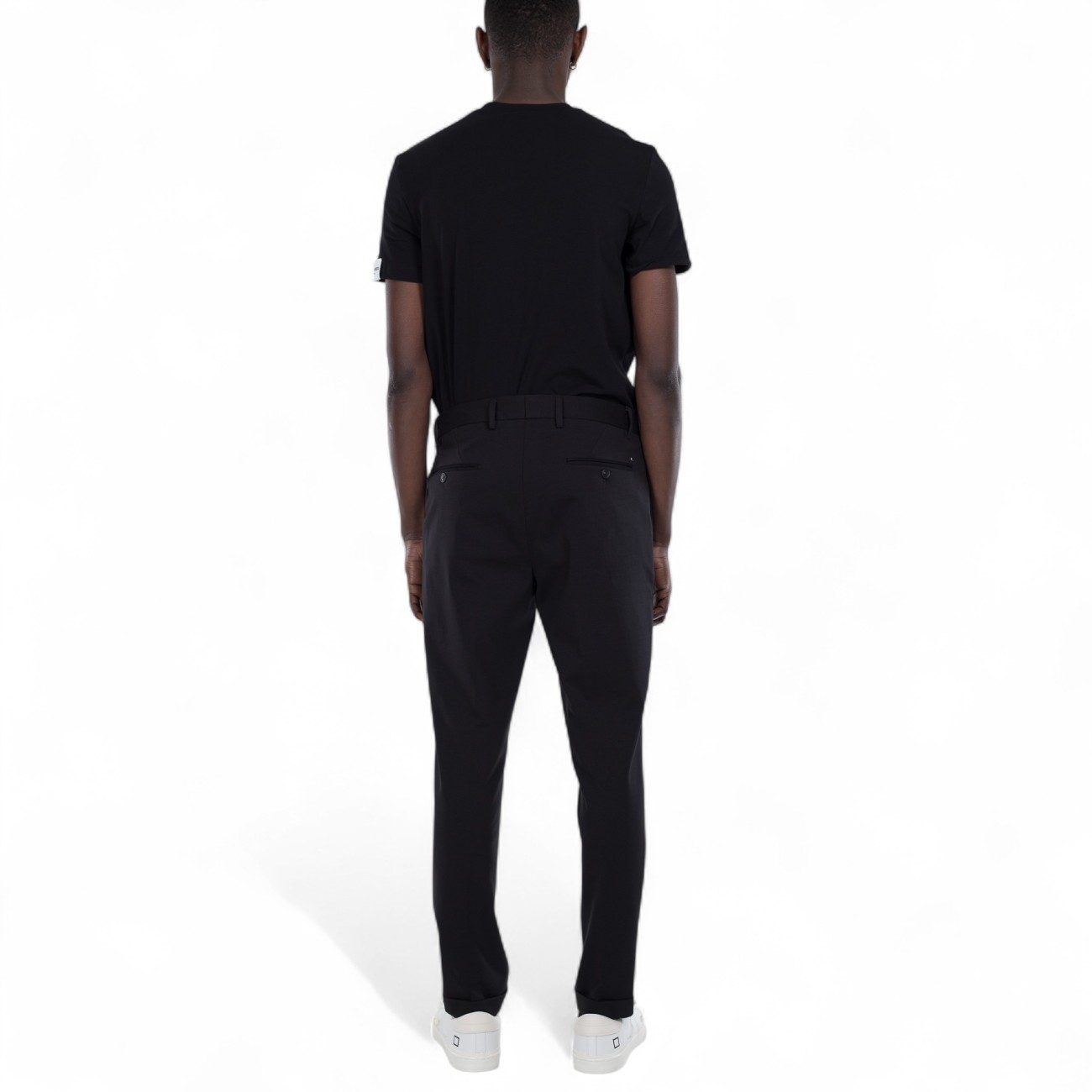 Outfit black pants