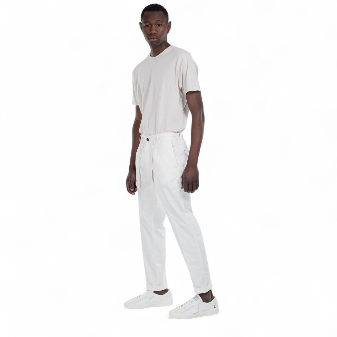 Outfit white pants with...
