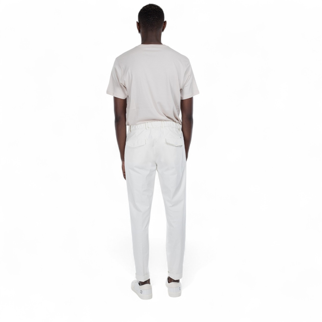 Outfit white pants with...
