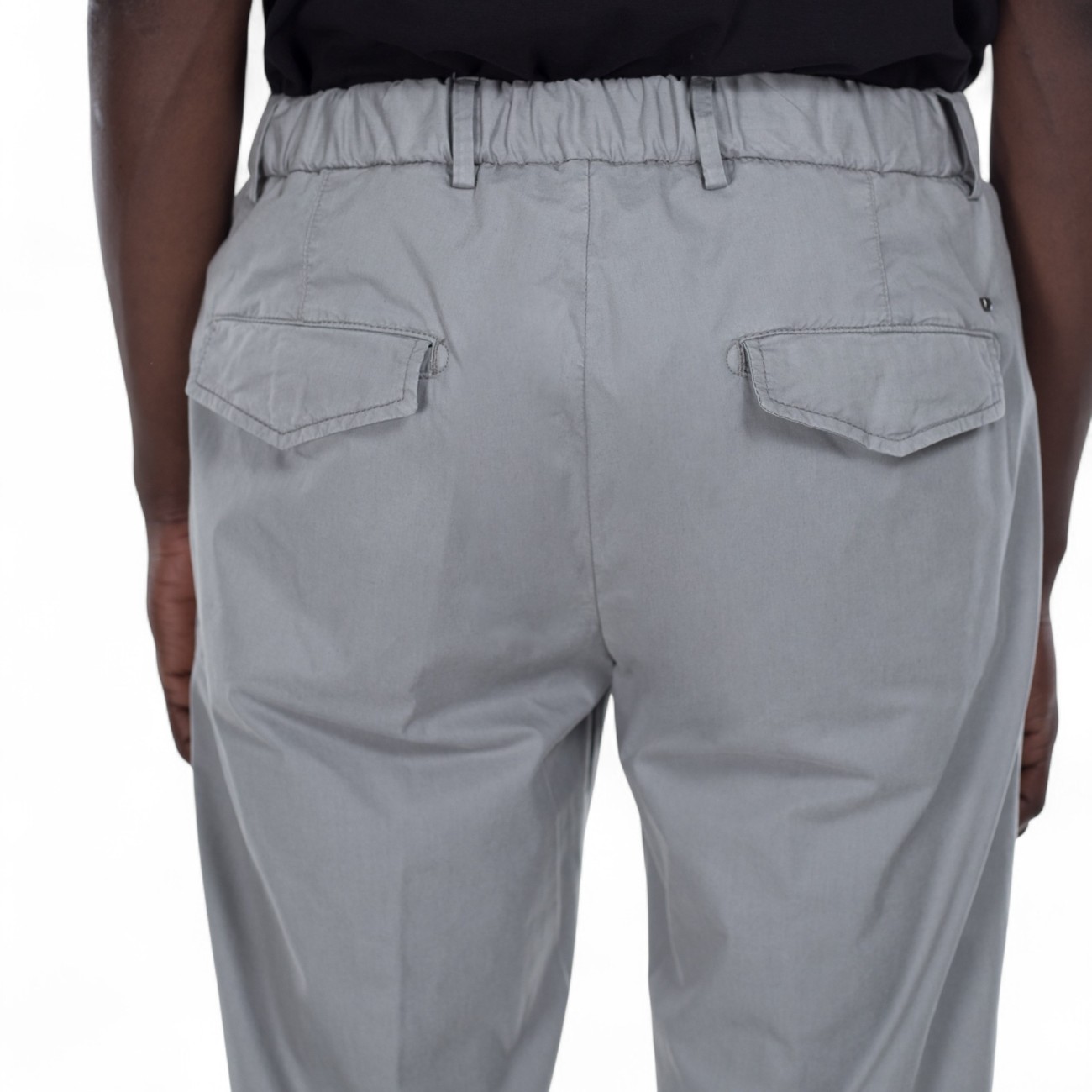 Outfit gray pants with drawstring