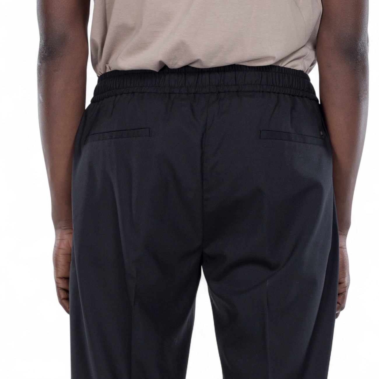 Outfit jogger pants black...
