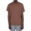 Outfit t-shirt uomo basica marrone