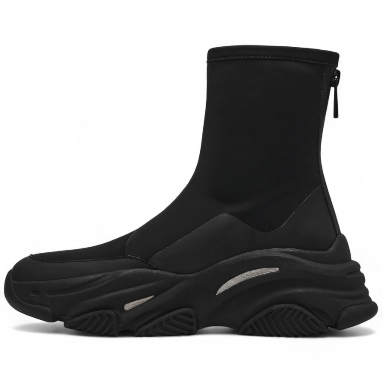 Steve Madden sneakers...