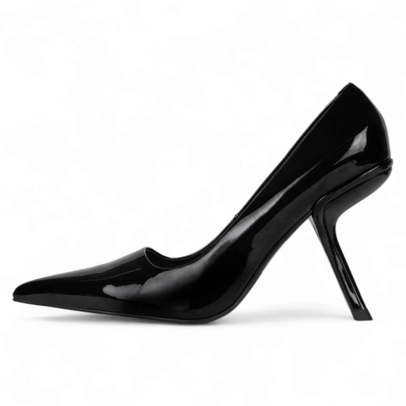 Jeffrey Campbell Sling-it black pointed décolleté