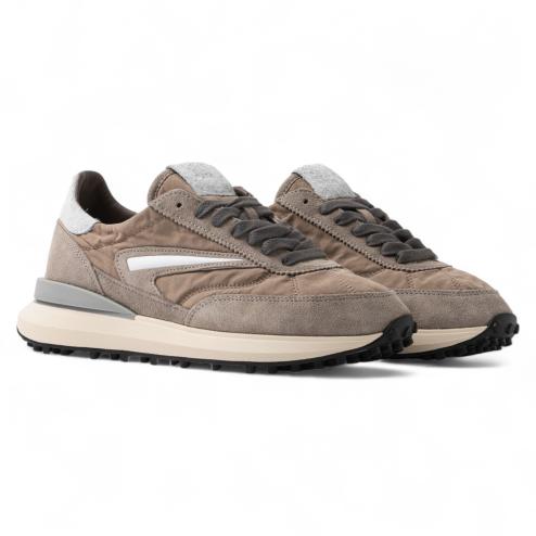 Date sneakers running Athleta Touch Taupe