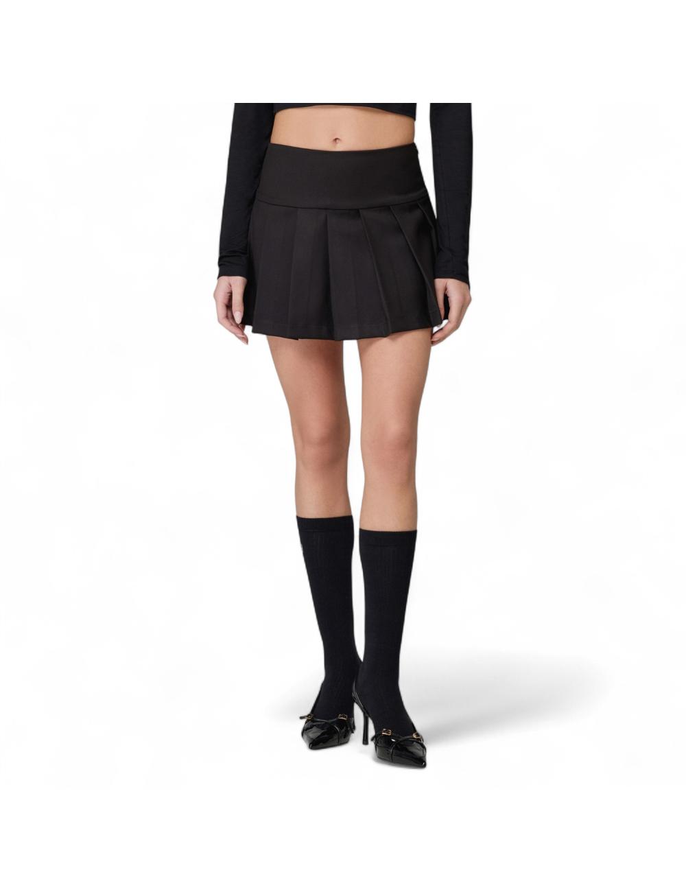 Hinnominate short black skirt