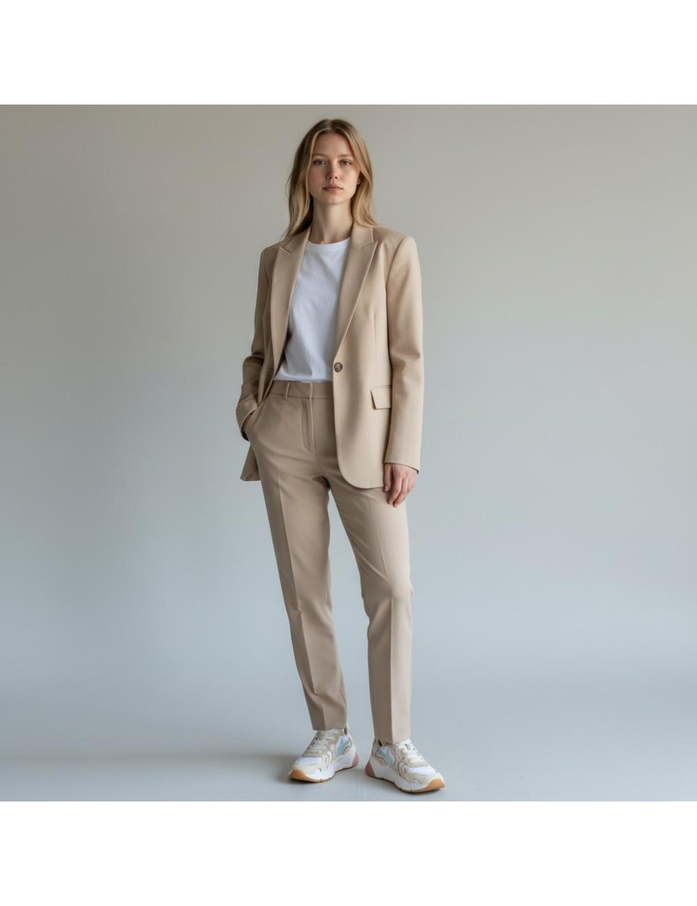 W6YZ sneakers running Sarah...