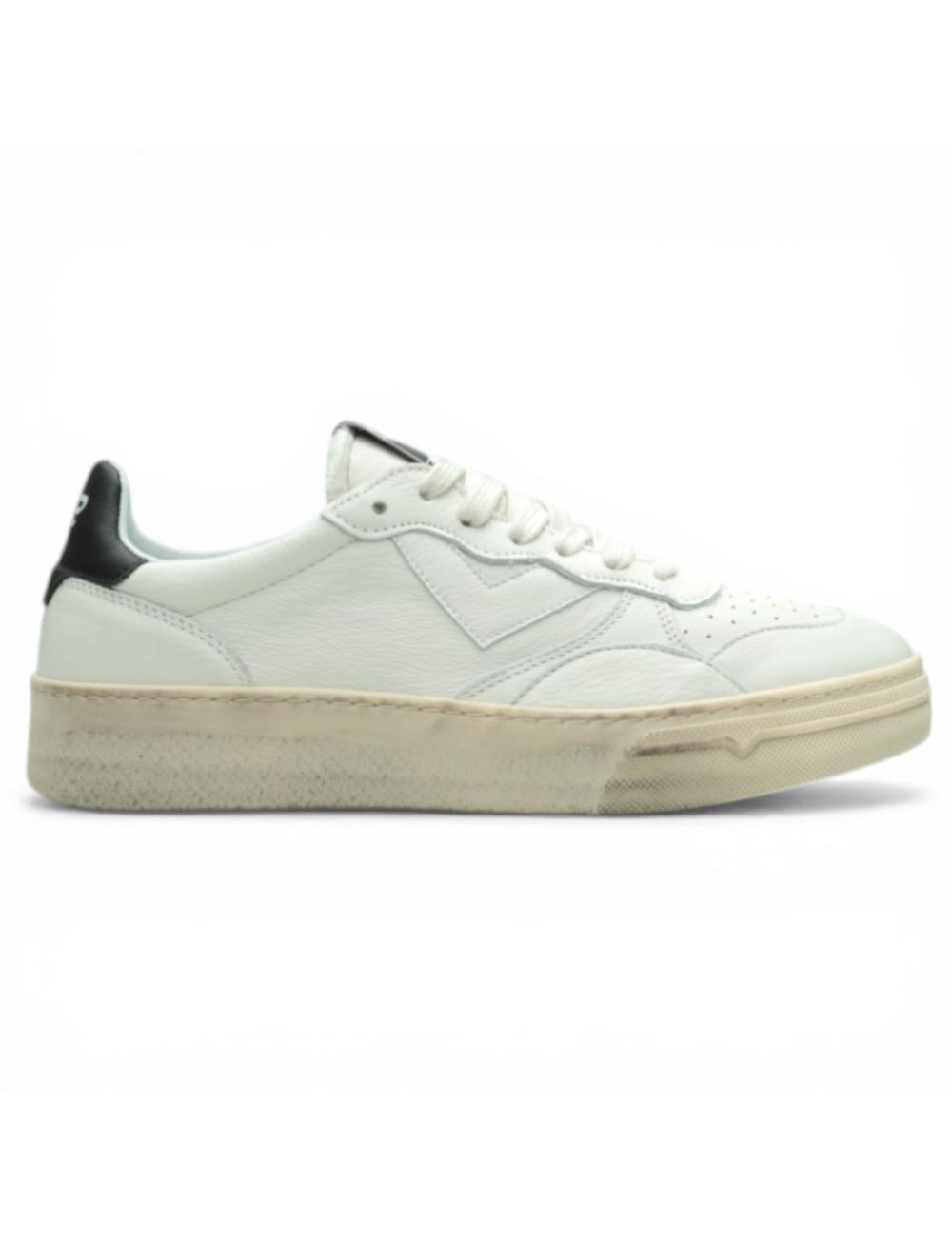 4B12 men's Hyper sneakers white black