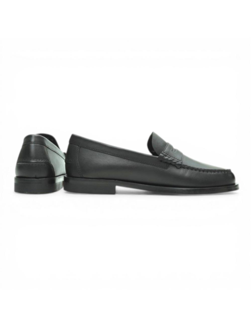 Enry Hobb's moccasin Parma black