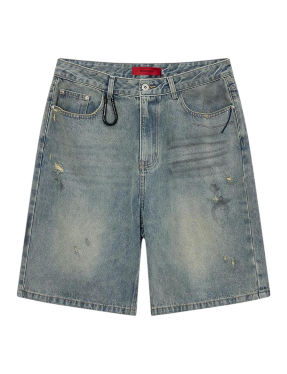 Acupuncture Bermuda shorts...