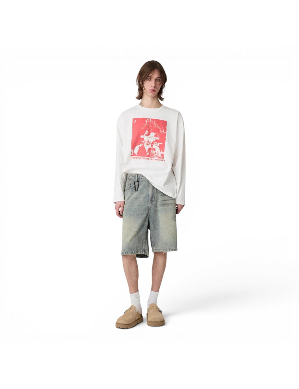 Acupuncture Bermuda shorts...