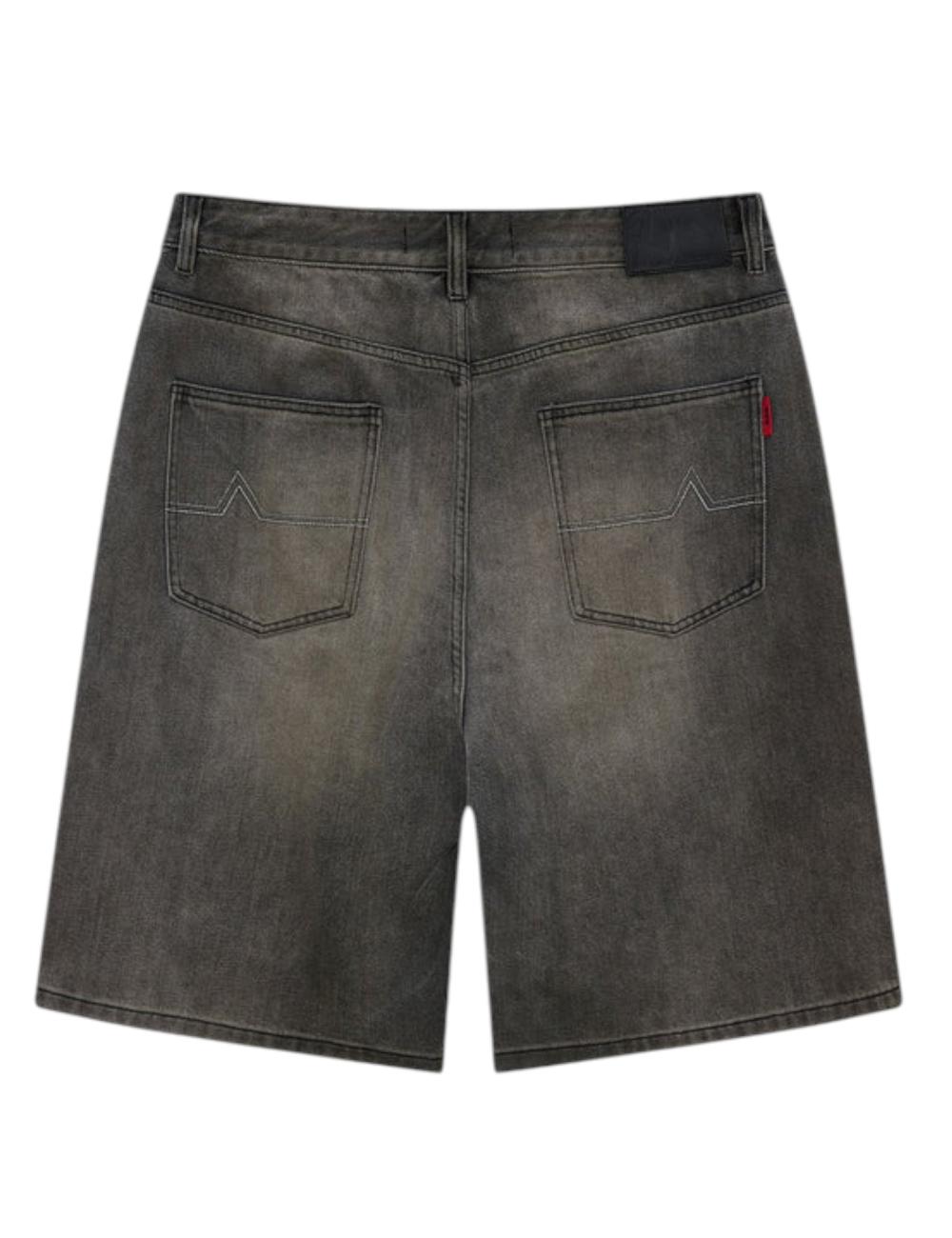 Acupuncture Bermuda shorts in black denim