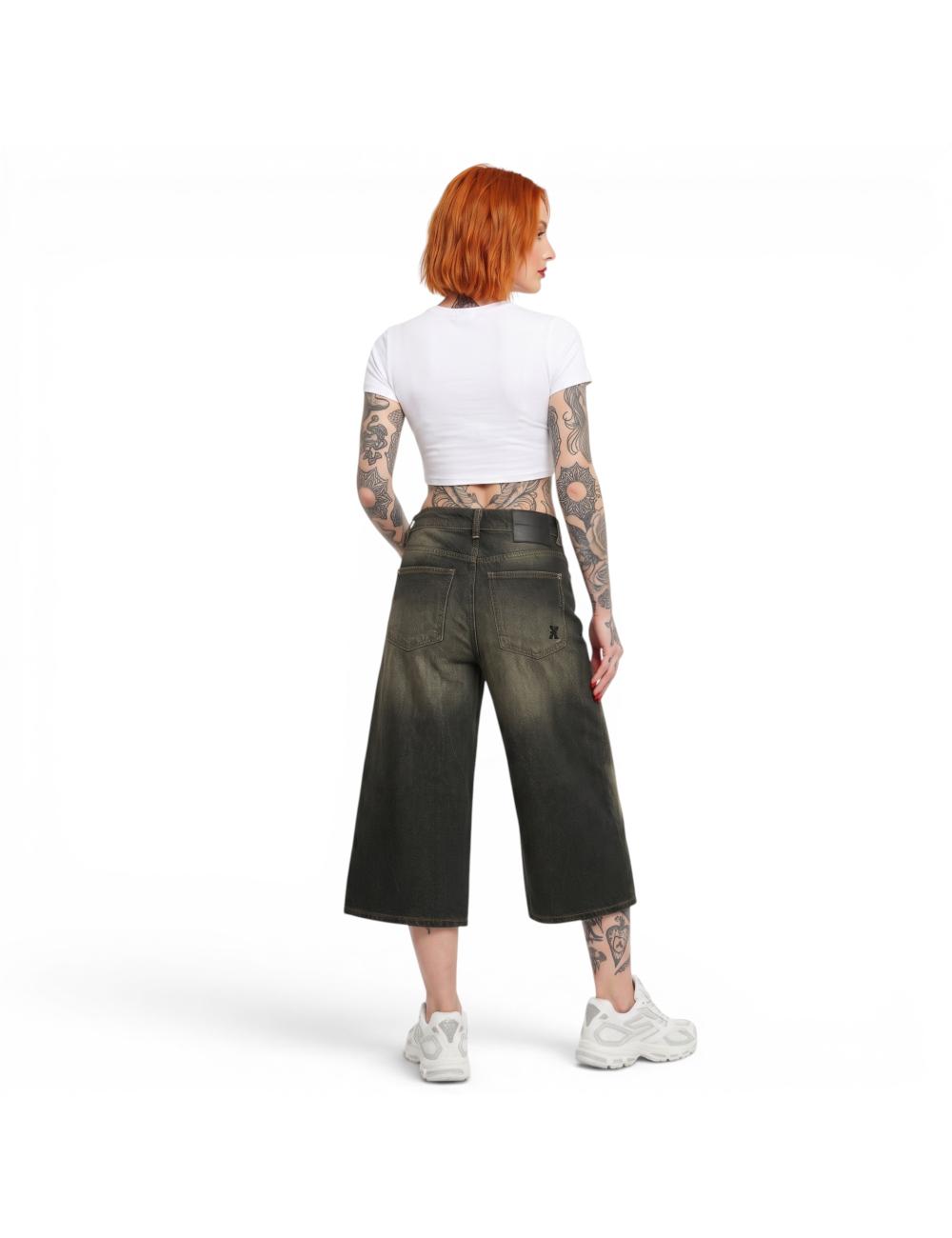 John Richmond bermuda  in...