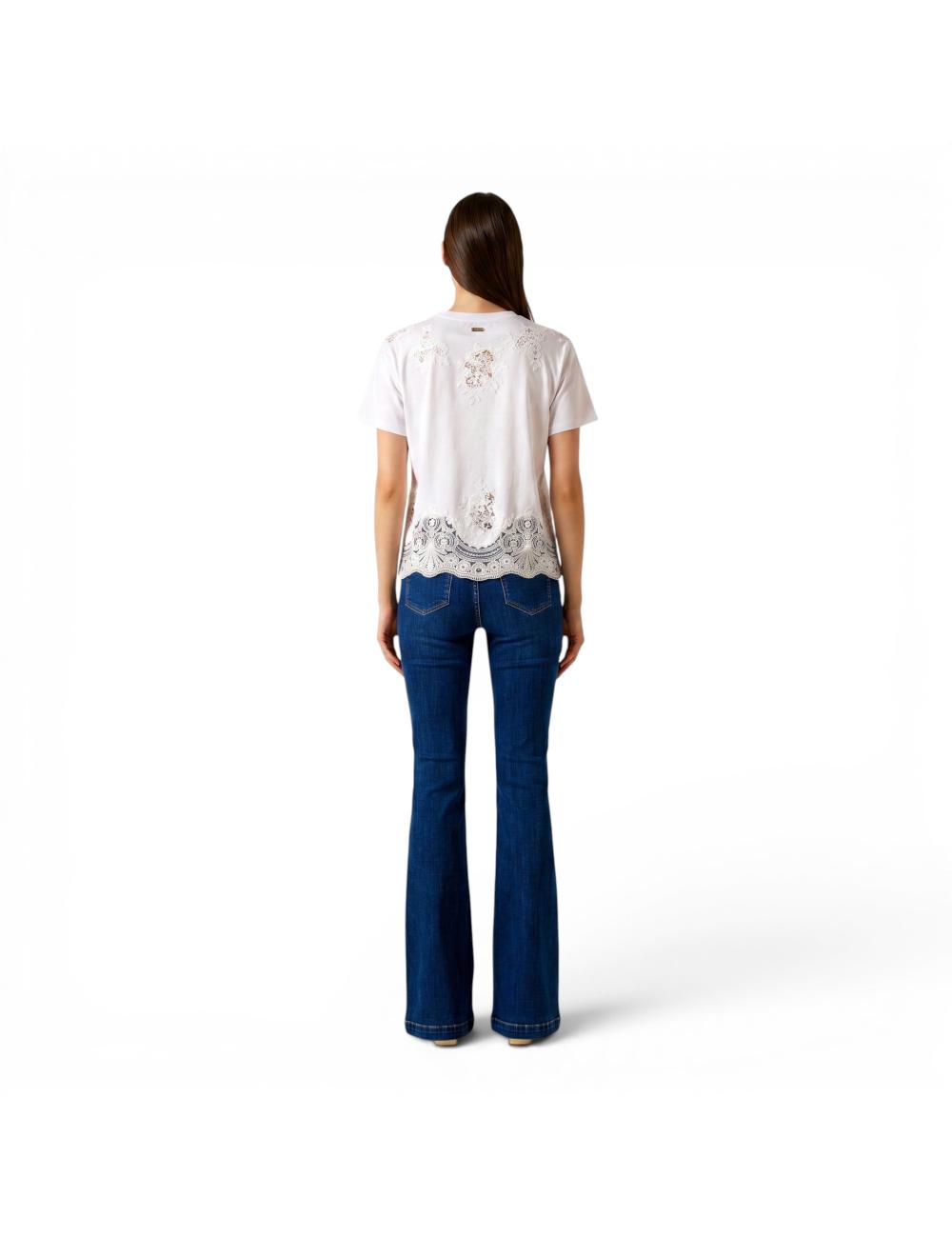 Nosecrets white t-shirt with lace