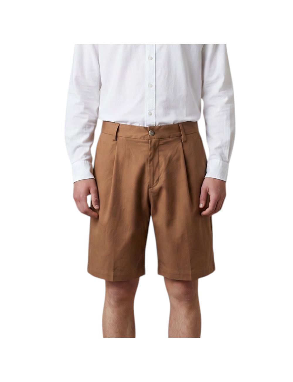 Brown men's cotton Bermuda...