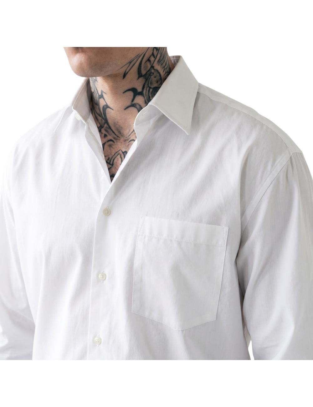 Outfit camicia bianca over