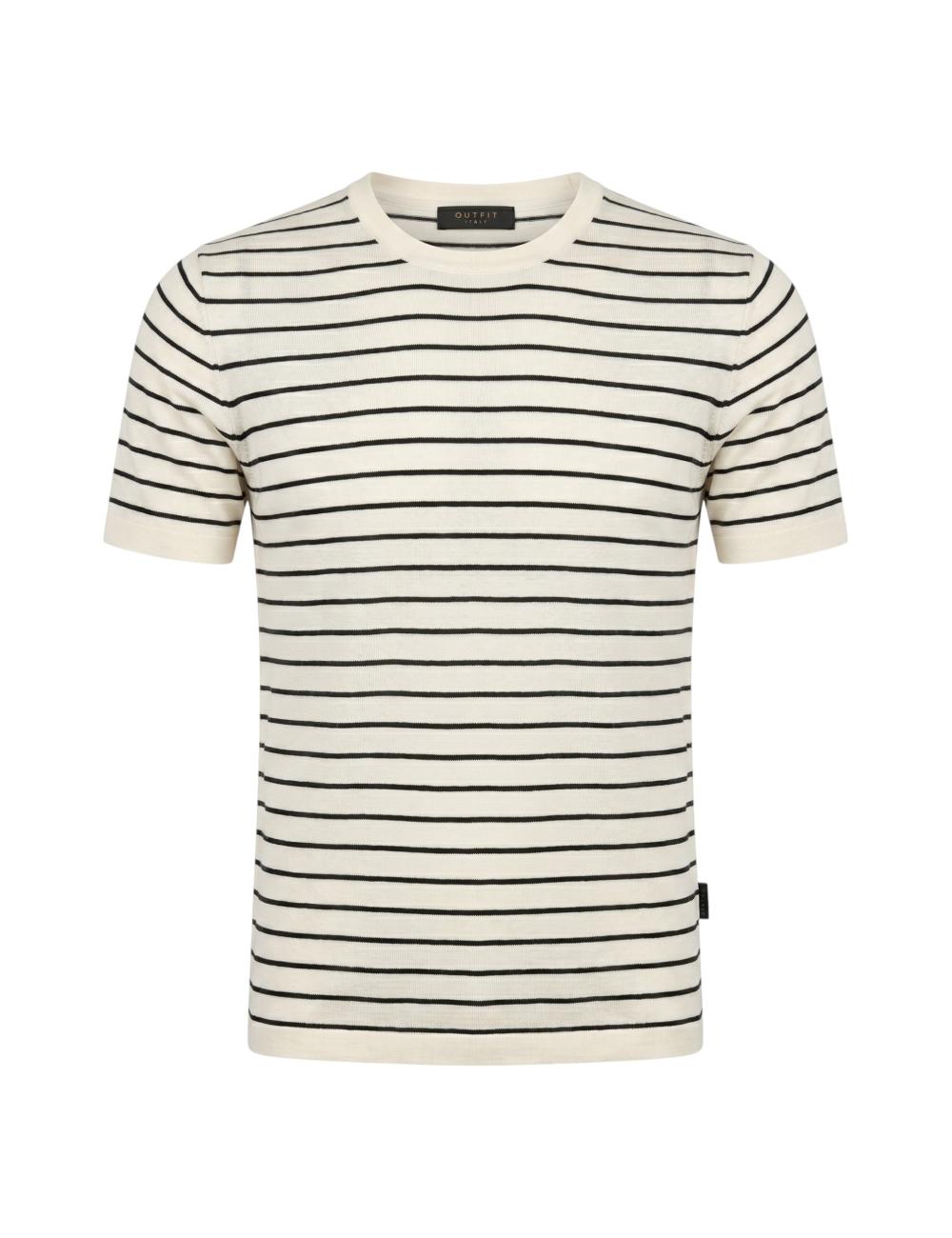 Outfit maglia in filo beige...