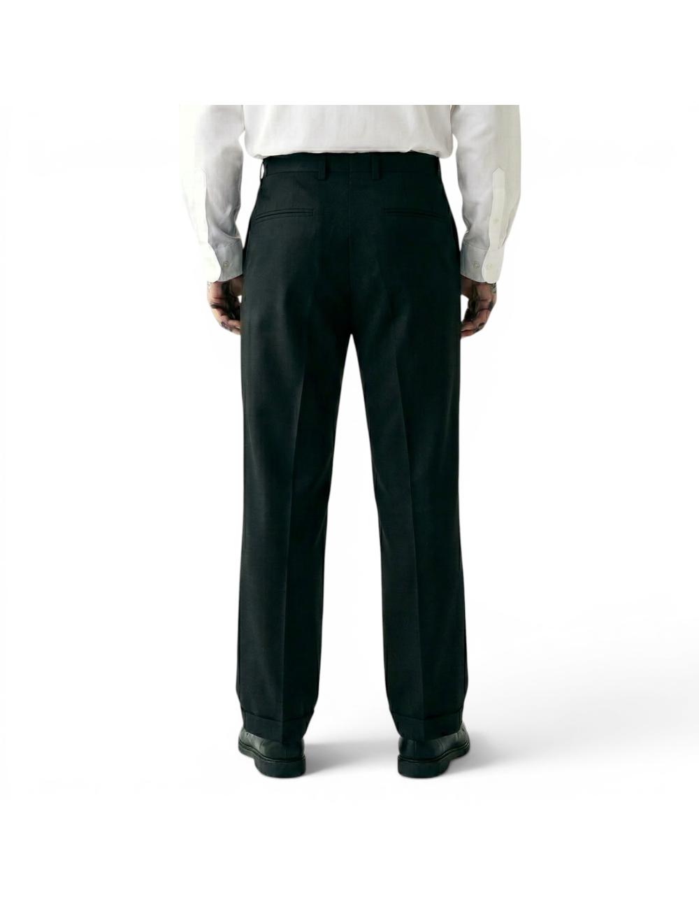 Outfit pantalone classico...