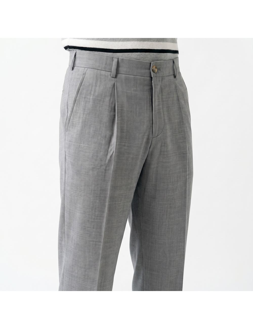 Outfit pantalone grigio...