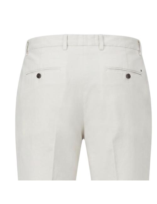 Outfit pantalone in lino...
