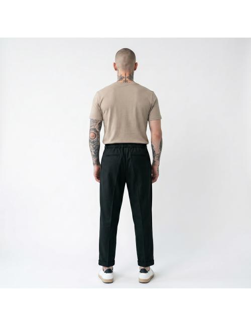 Outfit pantalone nero classico