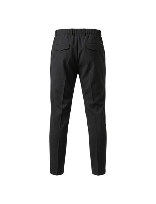 Outfit pantaloni neri leggeri