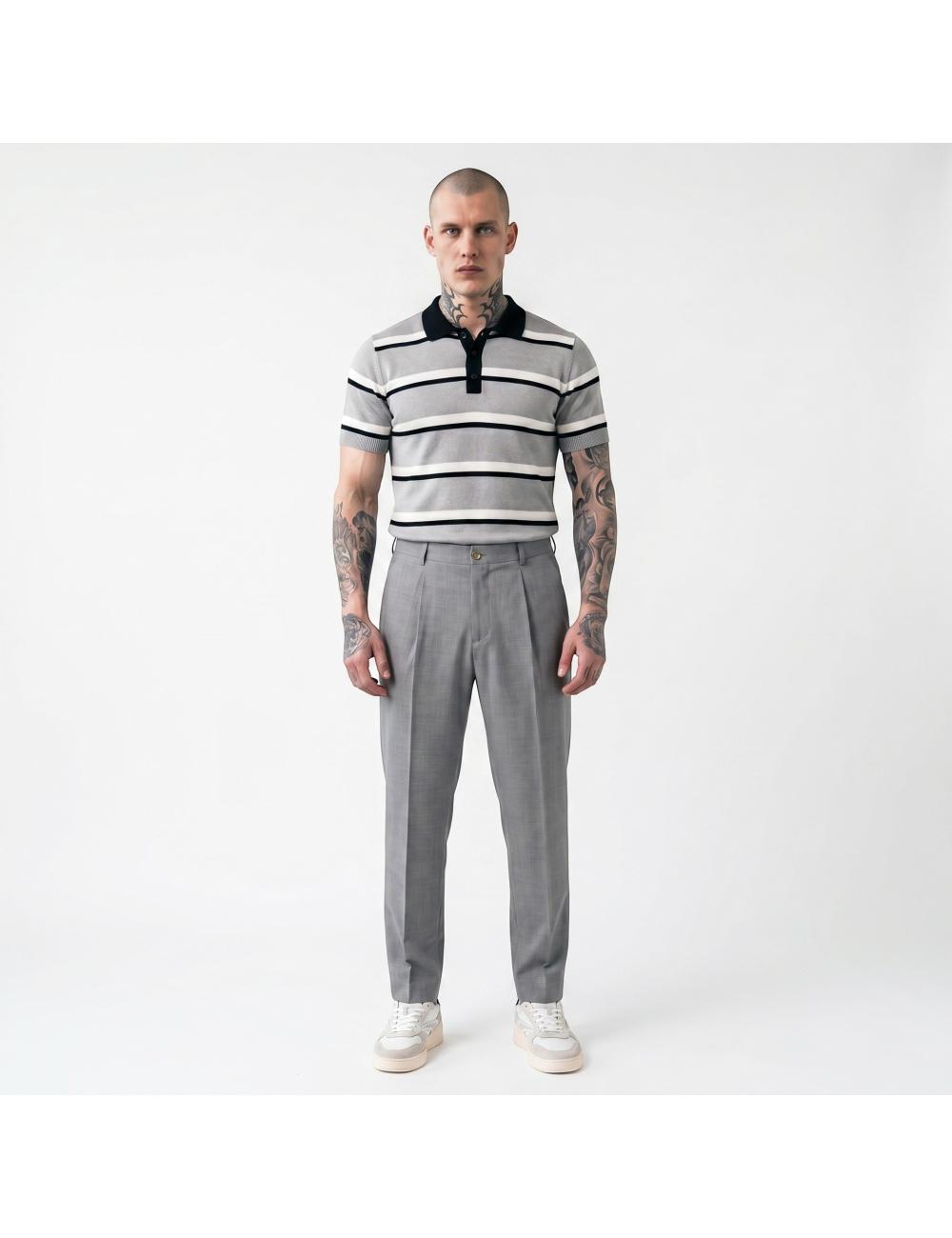 Striped short-sleeved yarn...