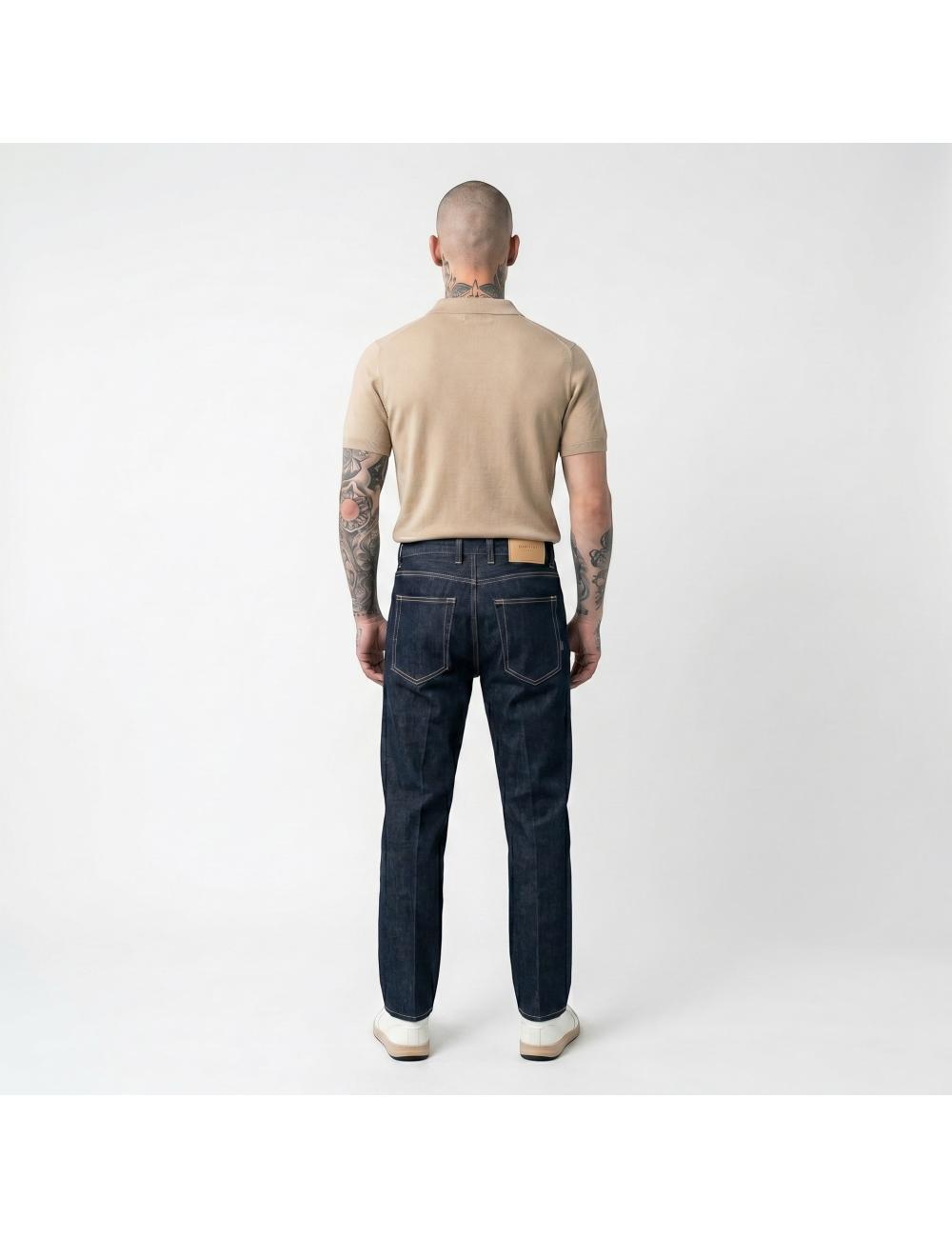 Outfit polo maniche corte...