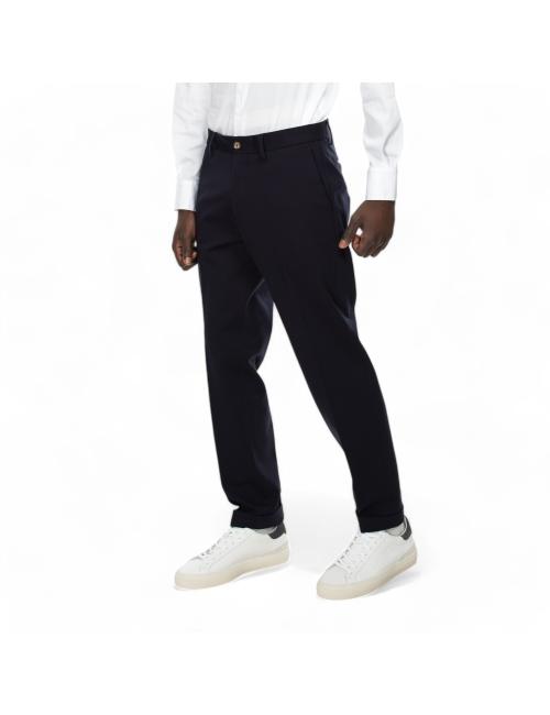 Outfit pantalone nero
